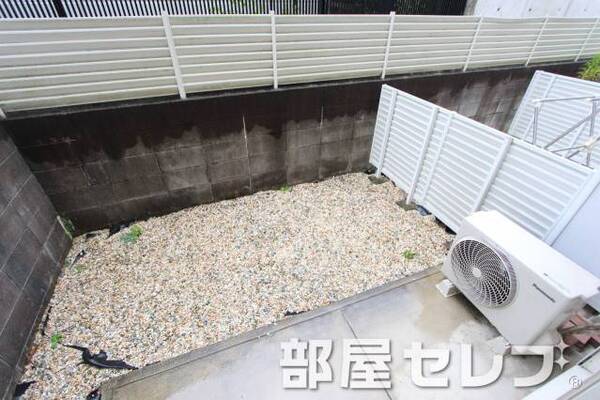 専用庭あり。