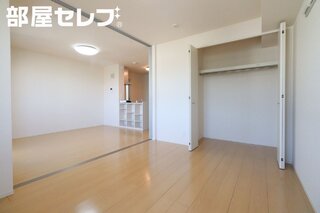 202号室撮影。