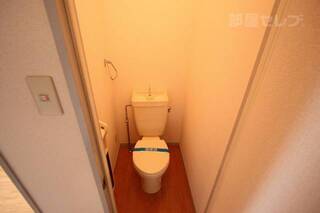 トイレも清潔感があります
