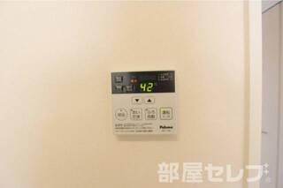 ※102号室の写真を流用しています。実際のお部屋は反転です。