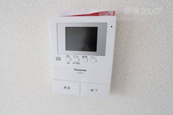 ※704号室内装写真参照