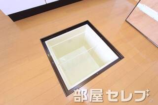 床下収納あり。