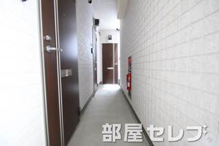 共用廊下。
