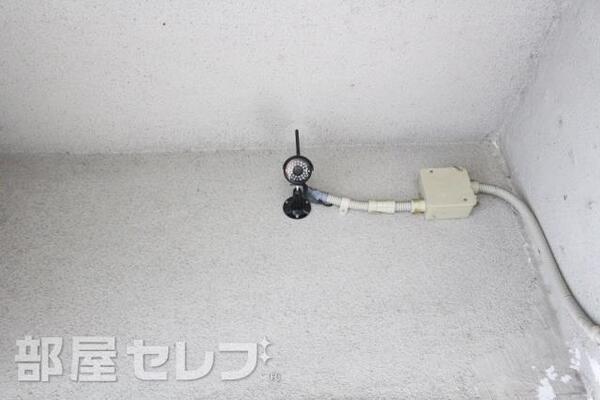 共用部に防犯カメラが設置してあります