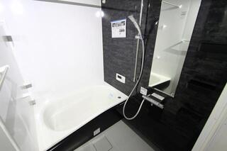 建築途中の写真になります