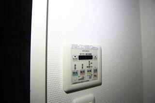 建築途中の写真になります