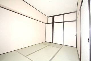 畳のお部屋は落ち着きますね