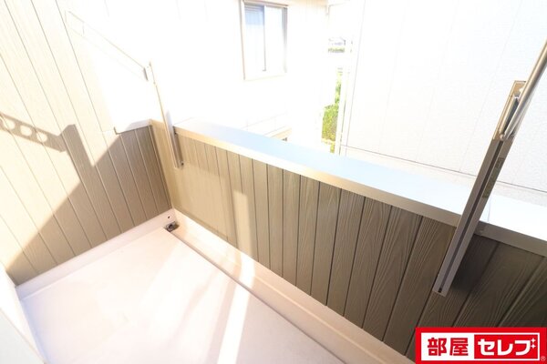 バルコニーが少し広く作られています。