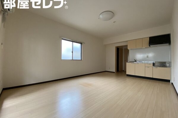 きれいな明るいお部屋です