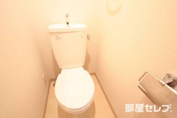 お手洗いはこちらです