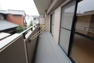 ※202号室の写真を流用しています。