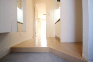 玄関からのお部屋の雰囲気です。　※イメージ