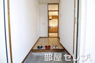 玄関口。