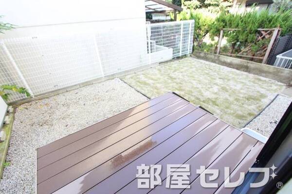 専用庭です。お子様も遊べそうです。