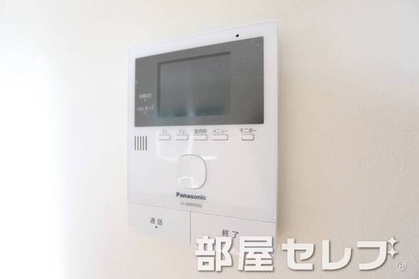 安心TVモニターホンです。