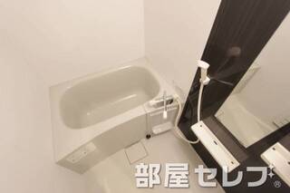 お風呂もきれいですよ。