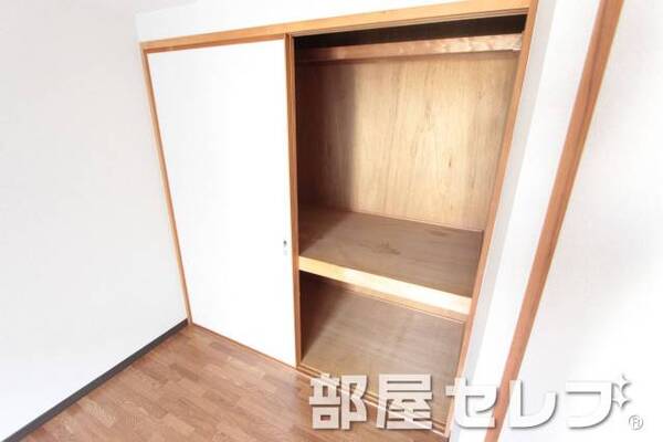 奥行きのある収納。イメージ写真