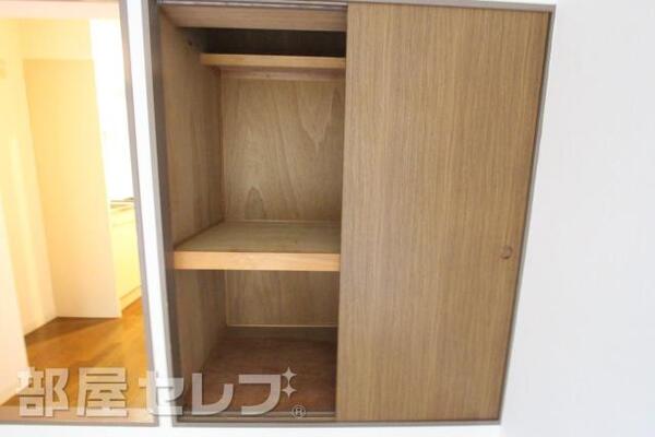 ゆったりとした収納です。