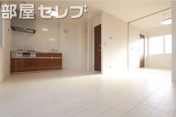 ※同タイプの他号室の写真です