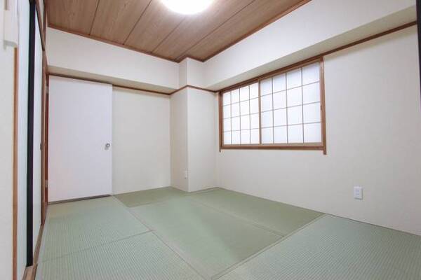 角部屋につき日当り良好。