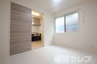 ※写真は101号室を流用