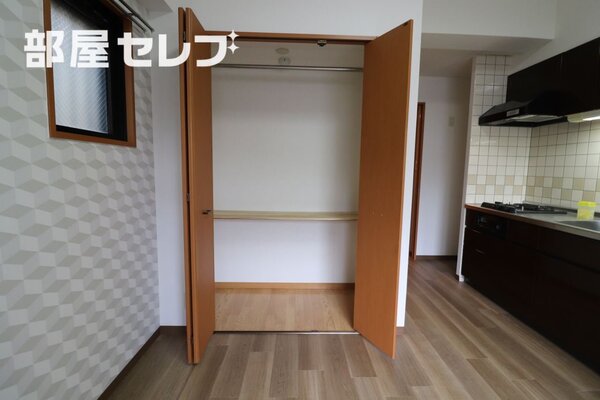 シャンプードレッサー付き。