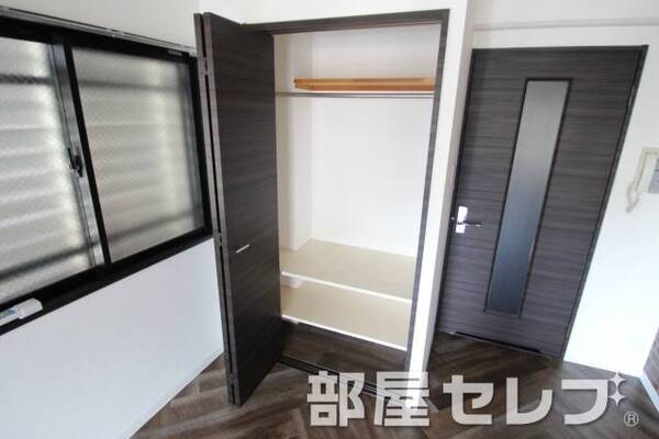 クローゼット。