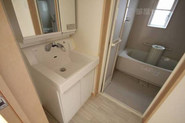 ※別の部屋の写真です。