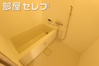 広くて使いやすいキッチンです。他号室の写真です
