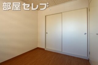 独立洗面で準備もらくらく。他号室の写真です