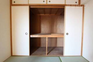 和室に押し入れは付き物ですよね　広さが魅力です