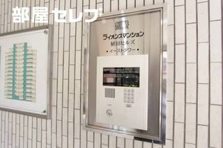 オートロック完備。
