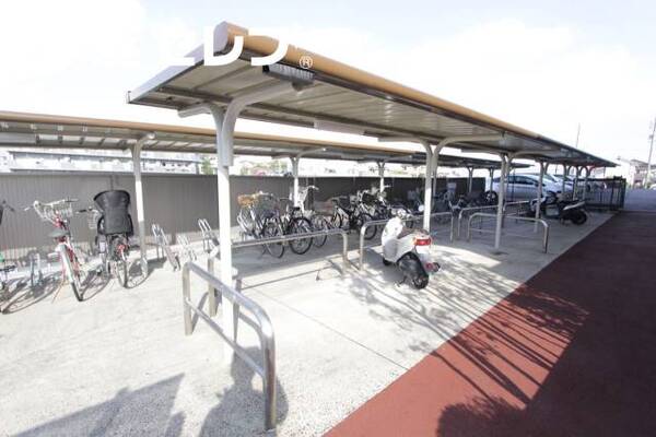 自転車置場。