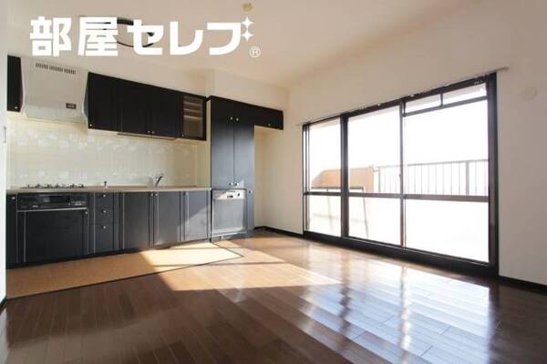 ダイニングルーム。