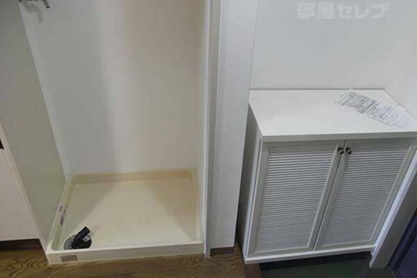 洗濯パン・下駄箱収納有りで決め！