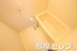 お風呂もきれいにしています。