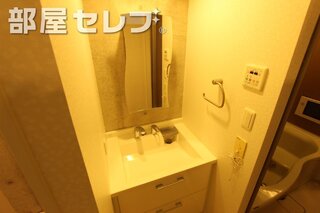 温水洗浄便座付き。