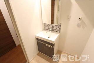 ※EAST棟202号室の写真を流用しています。