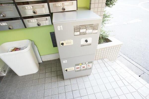 宅配ボックスです