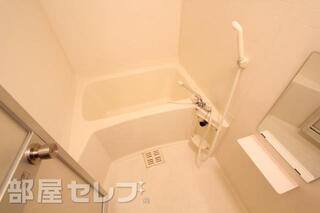 水はけの良い浴室です。