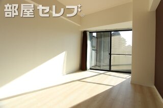 モダンなデザインクロス採用