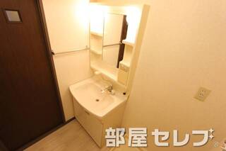 独立洗面があると便利。