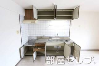 キッチン収納もバッチリ。