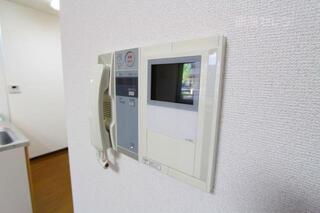 来客の顔が見れるので、安全です。