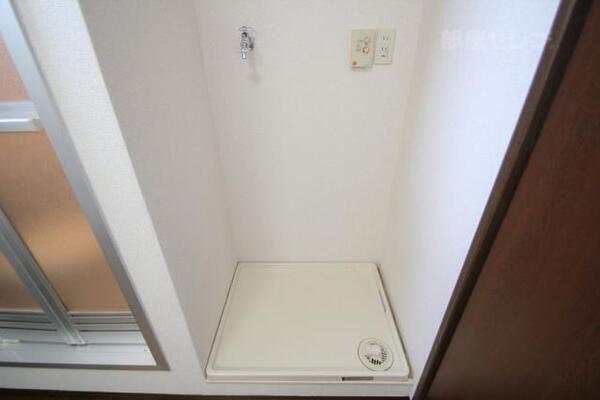 室内洗濯機置き場ポイント大。