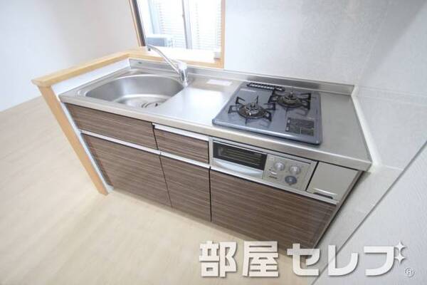 2口コンロシステムキッチン。