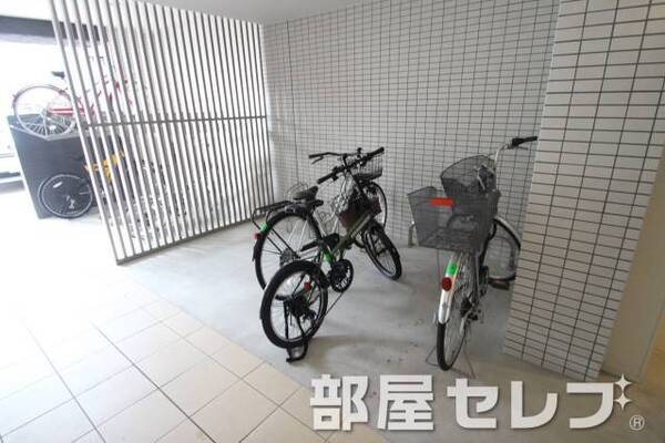 自転車置場。