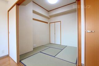 和室の客間もあります。