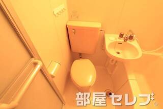 清潔感あるトイレです。