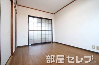 寝室。